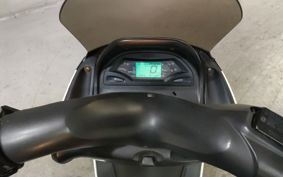 YAMAHA MAJESTY 125 SE27