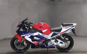 HONDA CBR900RR 2001 SC44