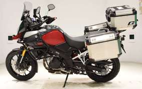 SUZUKI Vｽﾄﾛｰﾑ1000A 2015 VU51A