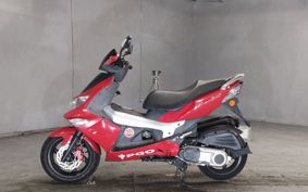 PGO G-MAX220 ..