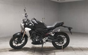 HONDA CB250R MC52