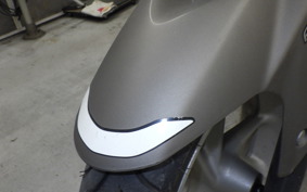 YAMAHA N-MAX SE86J