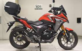 HONDA CB200X
