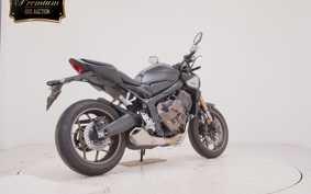 HONDA CB650R E-Clutch 2018 RH17