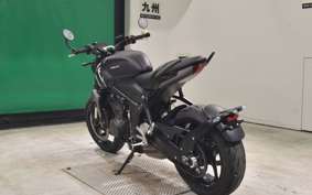 TRIUMPH TRIDENT 660 2023