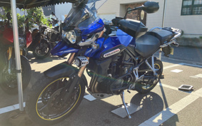 TRIUMPH タイガーエクスプローラー 2012 V1F11E