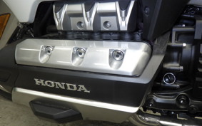 HONDA GL 1800 GOLD WING TOUR DCT 2025 SC79