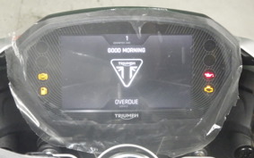 TRIUMPH STREET TRIPLE RX 2026