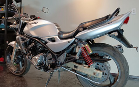 SUZUKI GSX250FX 2002 ZR250C