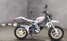 SUZUKI STREET MAGIC CF12A
