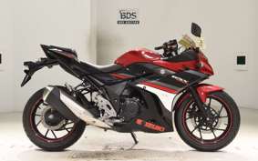 SUZUKI GSX250R