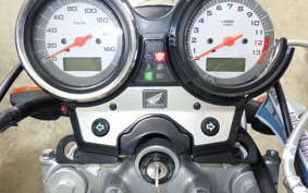 HONDA VTR 250 Gen. 2 2003 MC33