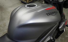TRIUMPH STREET TRIPLE R 2021