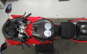 SUZUKI GSX-1300R HAYABUSA 2000