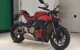 DUCATI STREETFIGHTER V4 2025