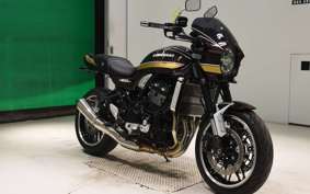 KAWASAKI Z900RS 2025 ZR900K