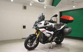 BMW S1000XR 2016