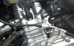 SUZUKI GSR250
