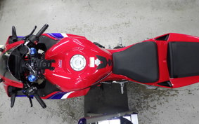 HONDA CBR600RR 2025 PC40