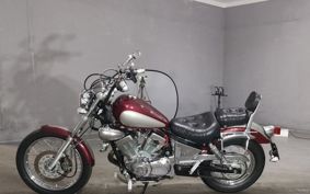 YAMAHA VIRAGO 250 3DM