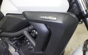 HONDA CTX700 N 2013 RC68