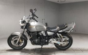 SUZUKI INAZUMA 400 GK7BA