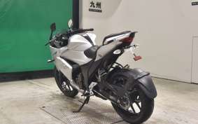 SUZUKI GIXXER 250 SF