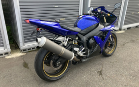YAMAHA YZF-R1 2003 RN09