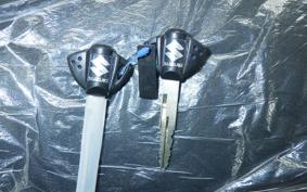 SUZUKI Vｽﾄﾛｰﾑ800 2025