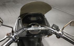 YAMAHA MAJESTY 125 SE27