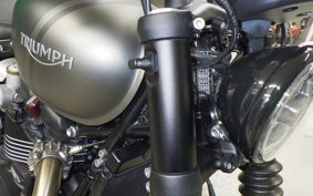 TRIUMPH BONNEVILLE BOBBER 2022