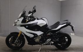 BMW S1000XR 2015 0D03