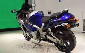 SUZUKI GSX-1300R HAYABUSA 2000