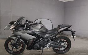 YAMAHA YZF-R25 RG10J