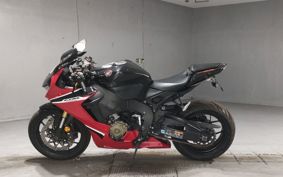HONDA CBR1000RR 2019 SC77