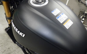 KAWASAKI Z900RS SE 2025 ZR900K