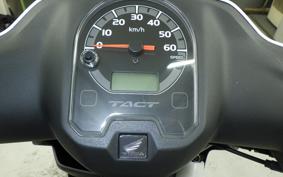 HONDA TACT Basket 2013 AF79