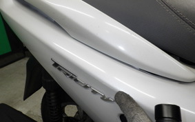 YAMAHA TRICITY 125 2004 SE82J