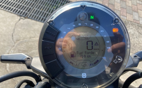 HUSQVARNA Svartpilen