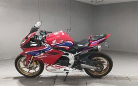 HONDA CBR250RR MC51