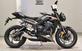TRIUMPH STREET TRIPLE RS 2026