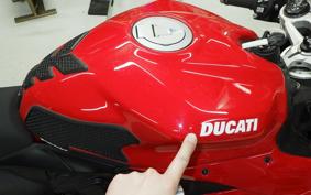 DUCATI PANIGALE V2 2022