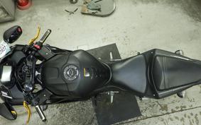 YAMAHA YZF-R25 A 2021 RG43J