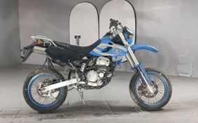 KAWASAKI D-TRACKER LX250E