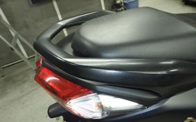 YAMAHA N-MAX 2001 SEG6J