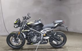 TRIUMPH TRIUMPH STREET TRIPLE 2022 HDA554