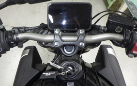 HONDA CB650R 2025 RH17