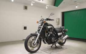 YAMAHA VMAX 2001