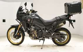 HONDA CRF1000L AFRICA TWIN 2019 SD04