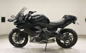 KAWASAKI ER600 F 2010
